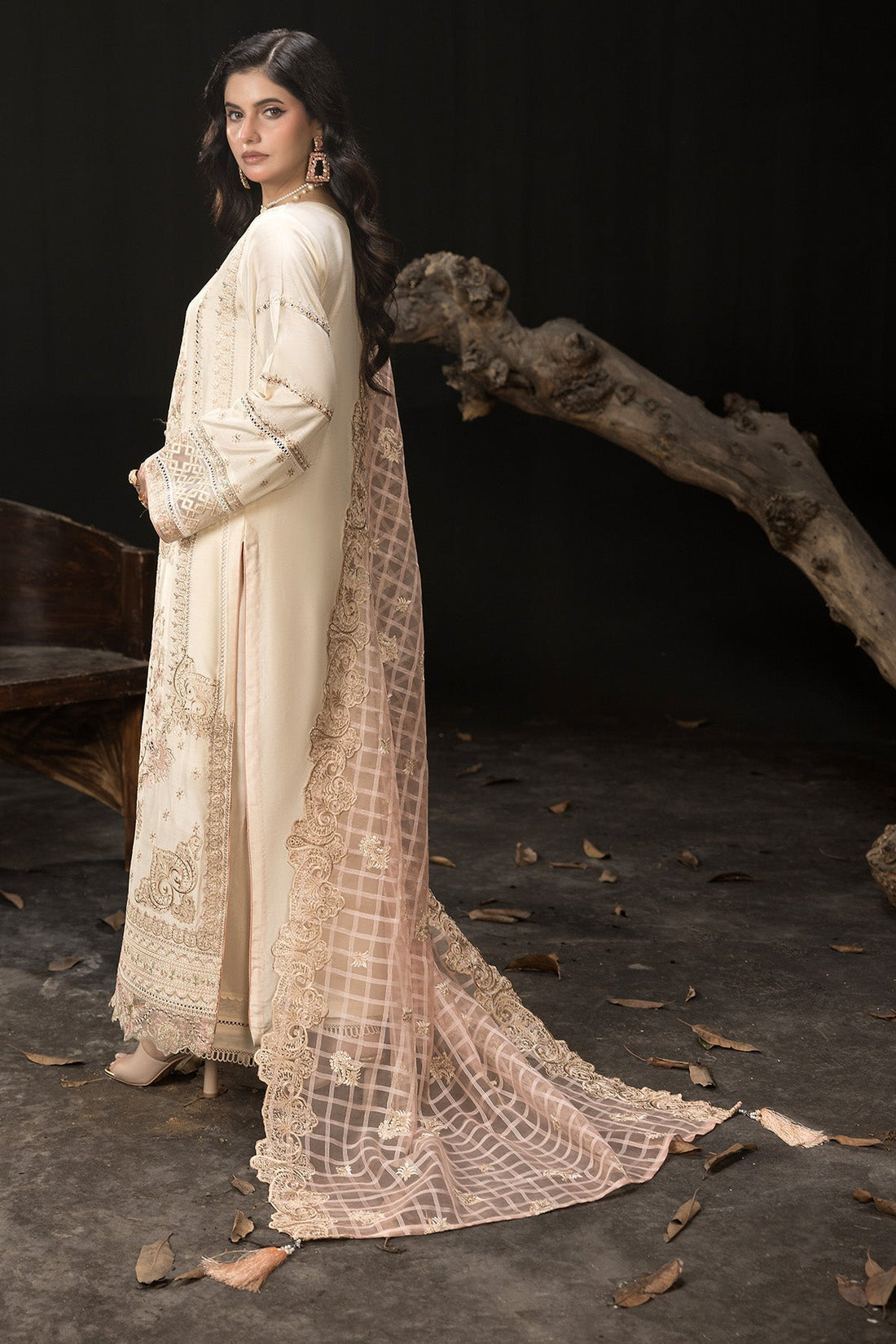 Imrozia Premium | Gulzar e Dil | I.P-96 Kainaat XS Ivory Viscose