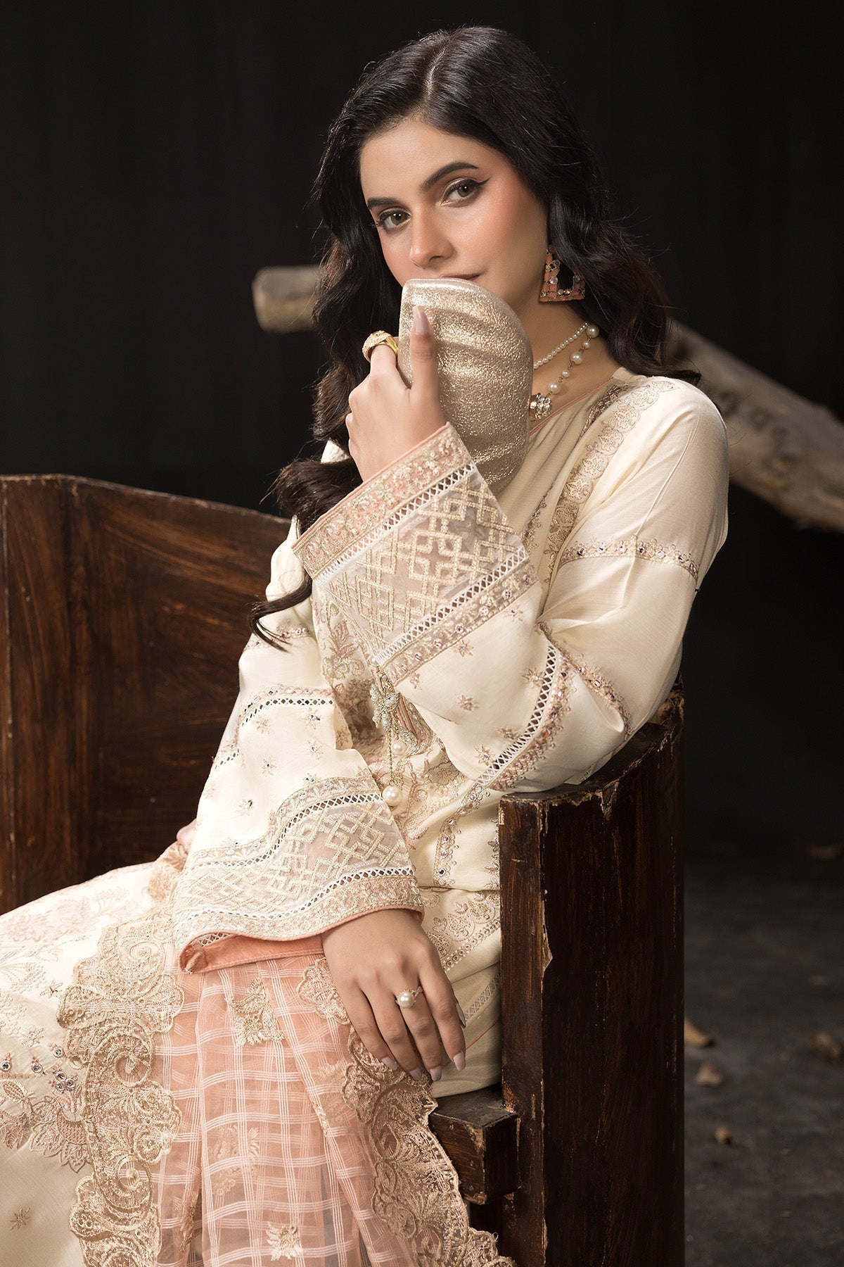 Imrozia Premium | Gulzar e Dil | I.P-96 Kainaat XL Ivory Viscose