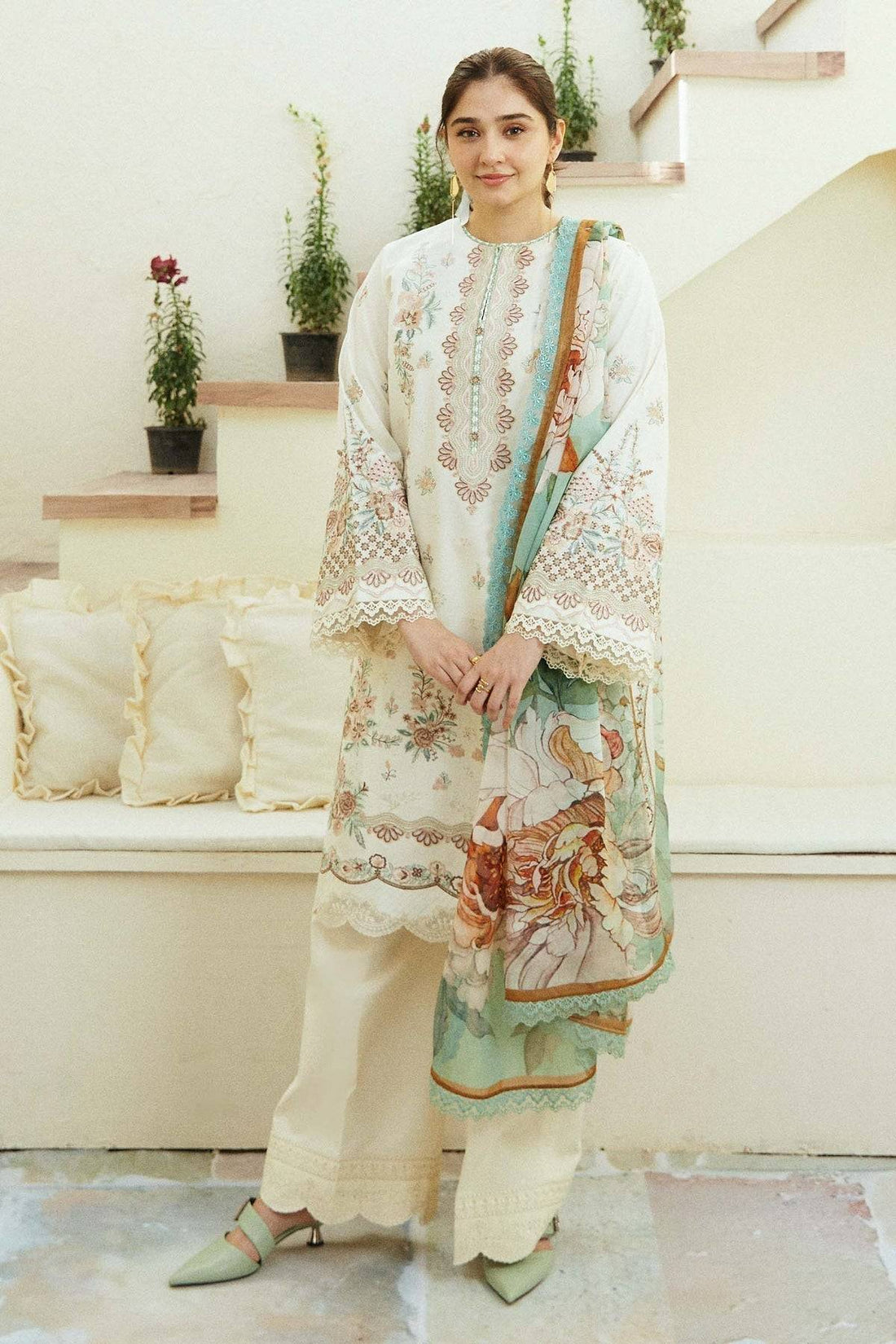 Zara Shahjahan | Coco Lawn Eid Edit 24 | IVORY-D10 - Pakistani Designer Dress - by Zara Shahjahan | Type: Luxury - 100% Original at Saira Sultan