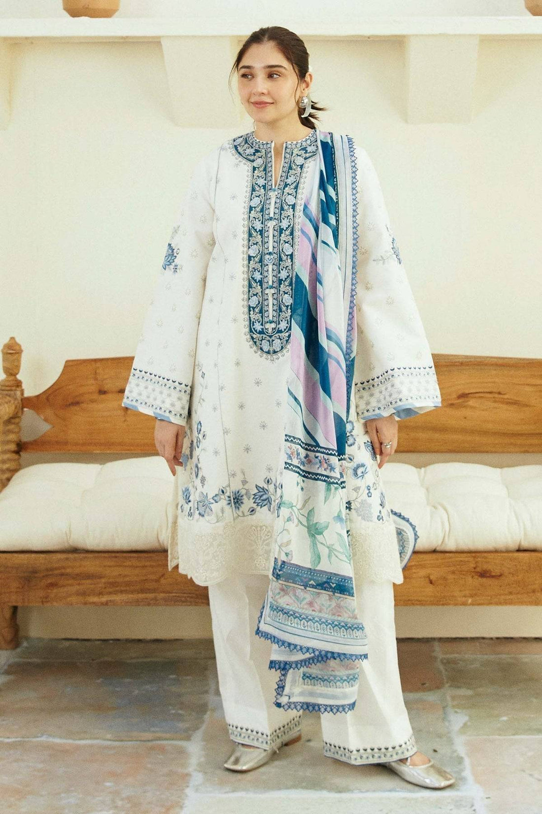 Zara Shahjahan | Coco Lawn Eid Edit 24 | IVORY-D4 - Pakistani Designer Dress - by Zara Shahjahan | Type: Luxury - 100% Original at Saira Sultan