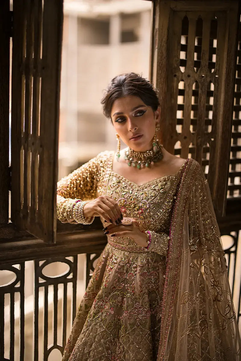 Erum Khan | Jahan Wedding 23 | Taara - Pakistani Designer Dress - by Erum Khan | Type: Bridal - 100% Original at Saira Sultan
