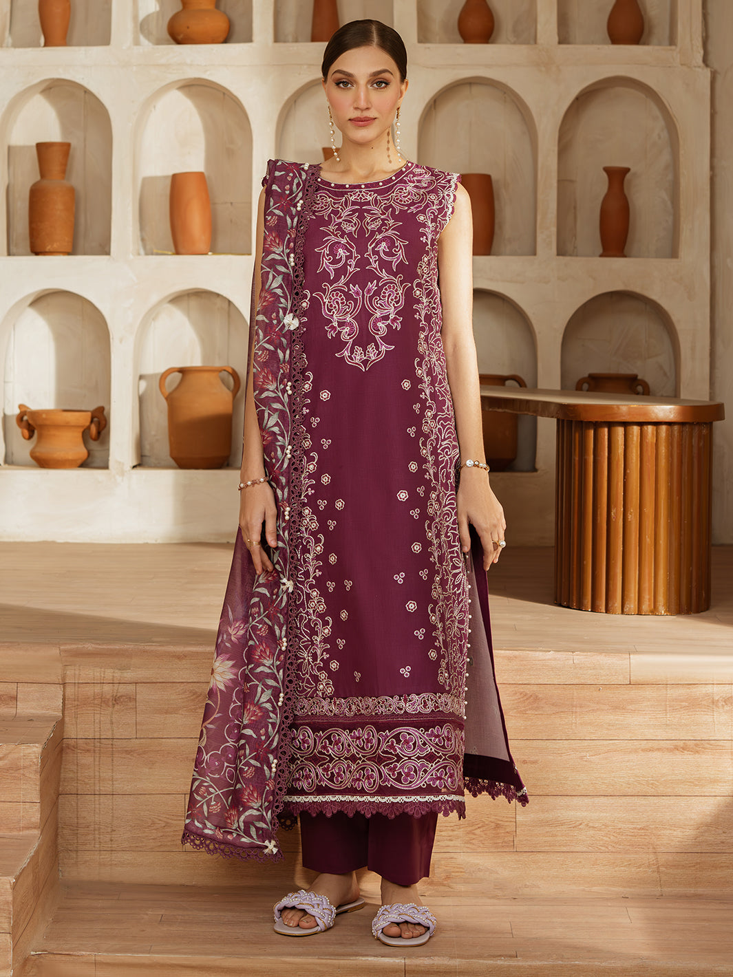 Mahnur | Florence Luxury Lawn 25 | IZNA XS Plum Lawn