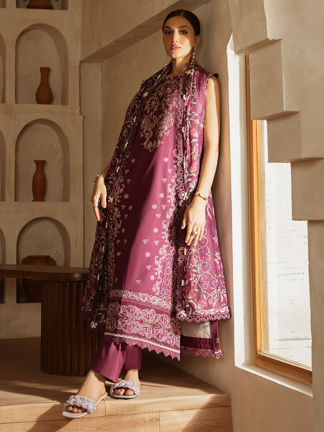 Mahnur | Florence Luxury Lawn 25 | IZNA L Plum Lawn