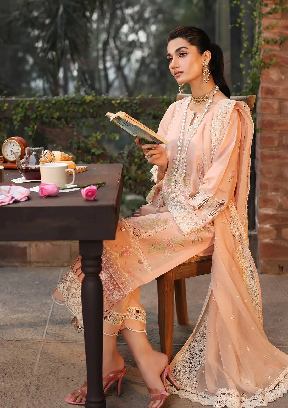 Kahf Premium | Festive Lawn 24 | KFL-11 MAAHRU -  Kahf Premium Luxury -  Saira Sultan