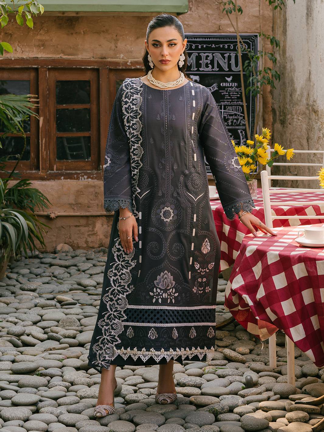 Mahnur | Mahrukh Eid Edit 24 | LEVANA - Pakistani Designer Dress - by Mahnur | Type: Luxury - 100% Original at Saira Sultan