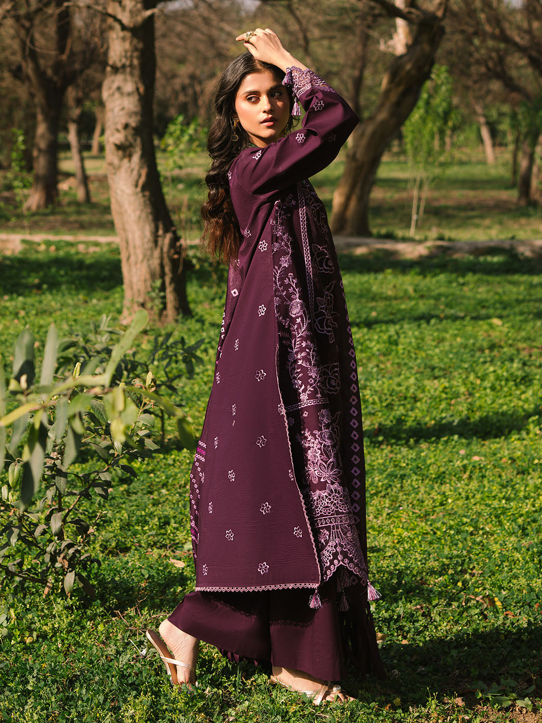 Mahnur | Dahlia Luxury Lawn 25 | Lea XL Wine Berry Lawn