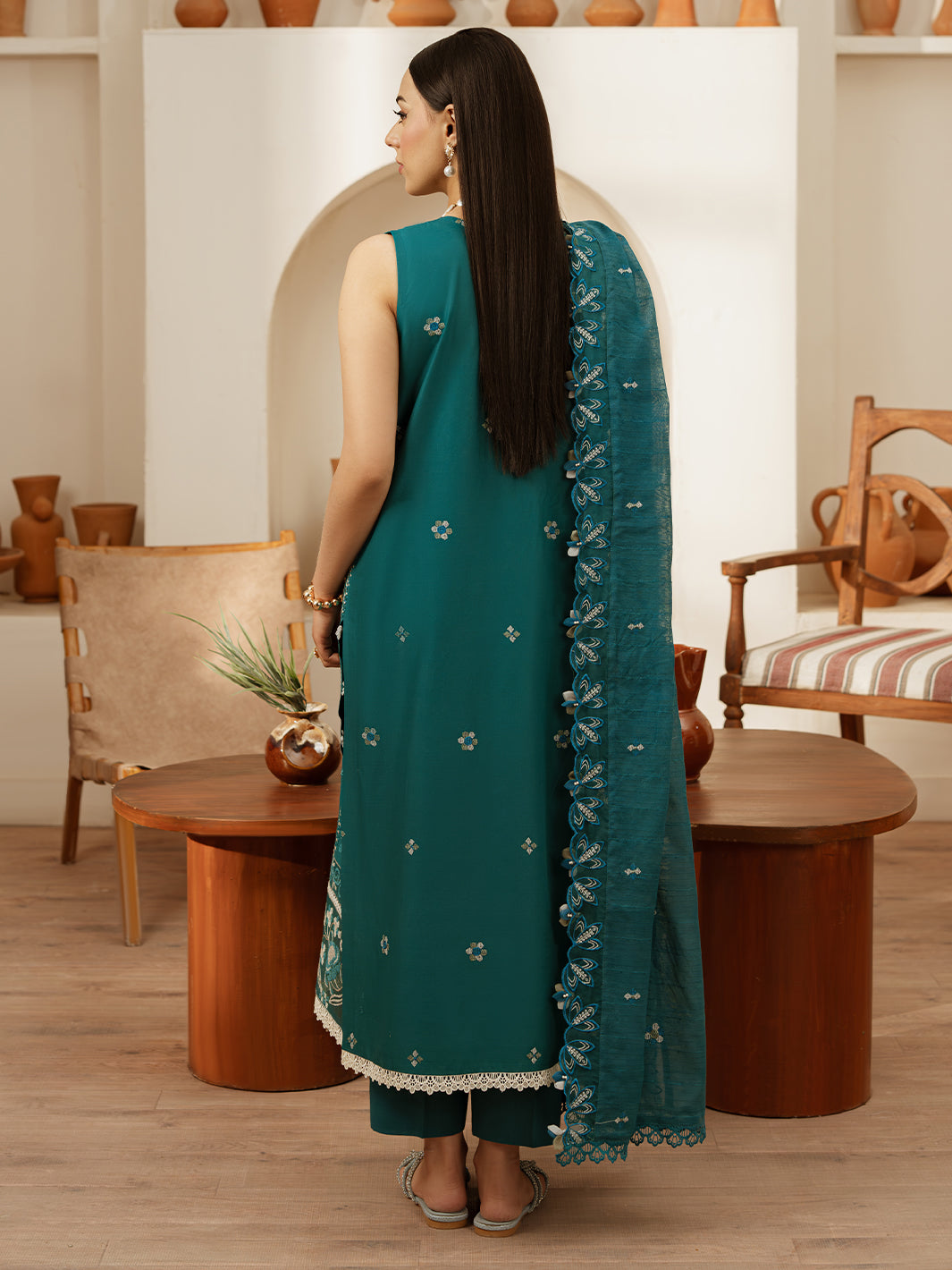Mahnur | Florence Luxury Lawn 25 | LANA XS Teal Green Lawn