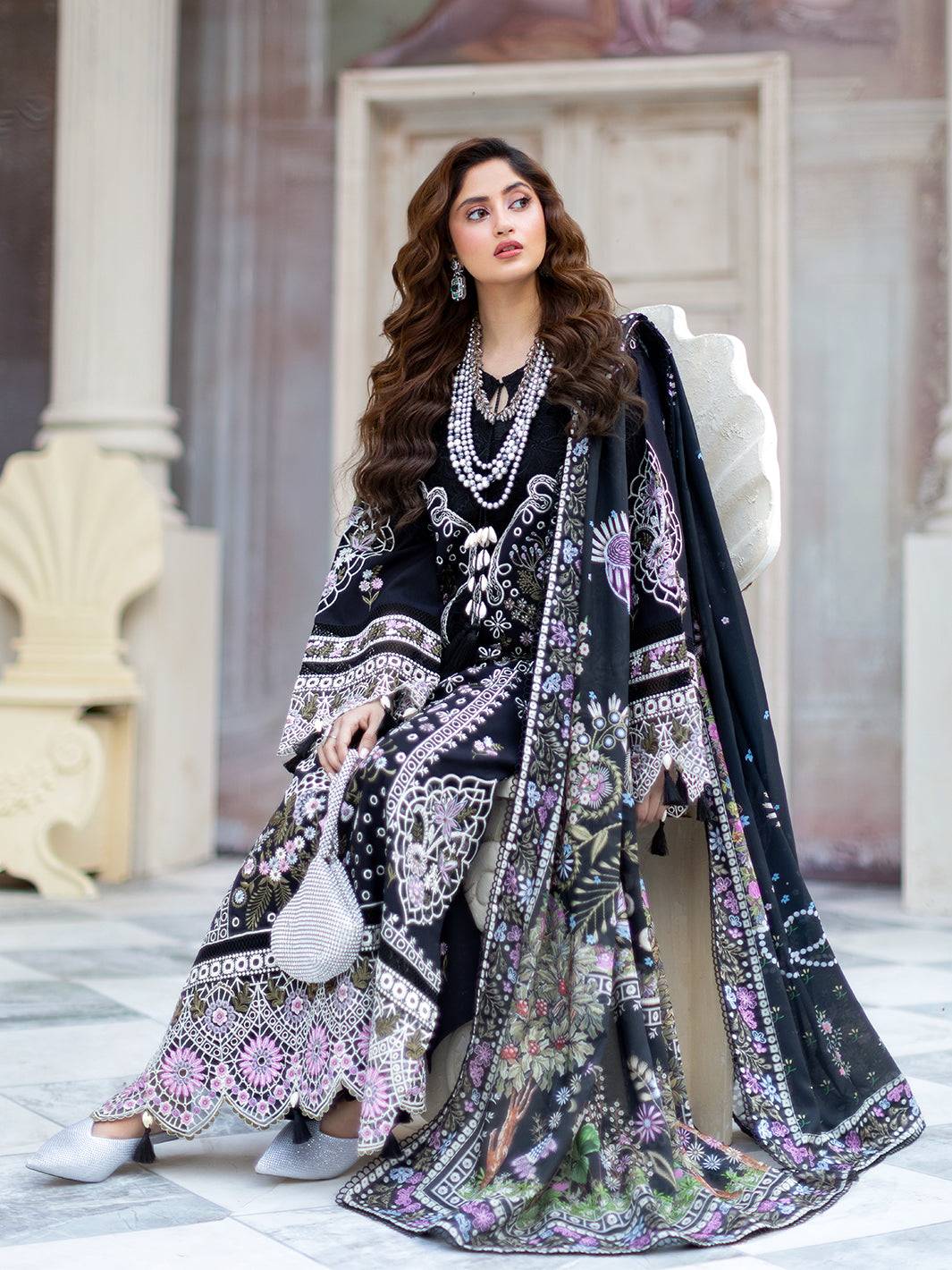 Mahnur | Sophie Luxury Lawn 25 | Lila - Pakistani Designer Dress - by Mahnur | Type: Ladies Clothes - 100% Original at Saira Sultan
