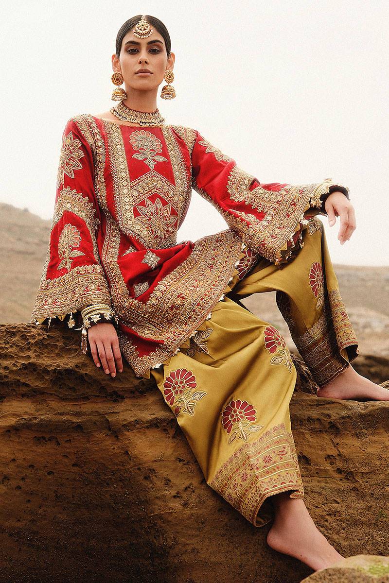 MNR | Gehraiyaan Shaadi Collection | Atlas - Pakistani Designer Dress - by MNR | Type: Bridal - 100% Original at Saira Sultan