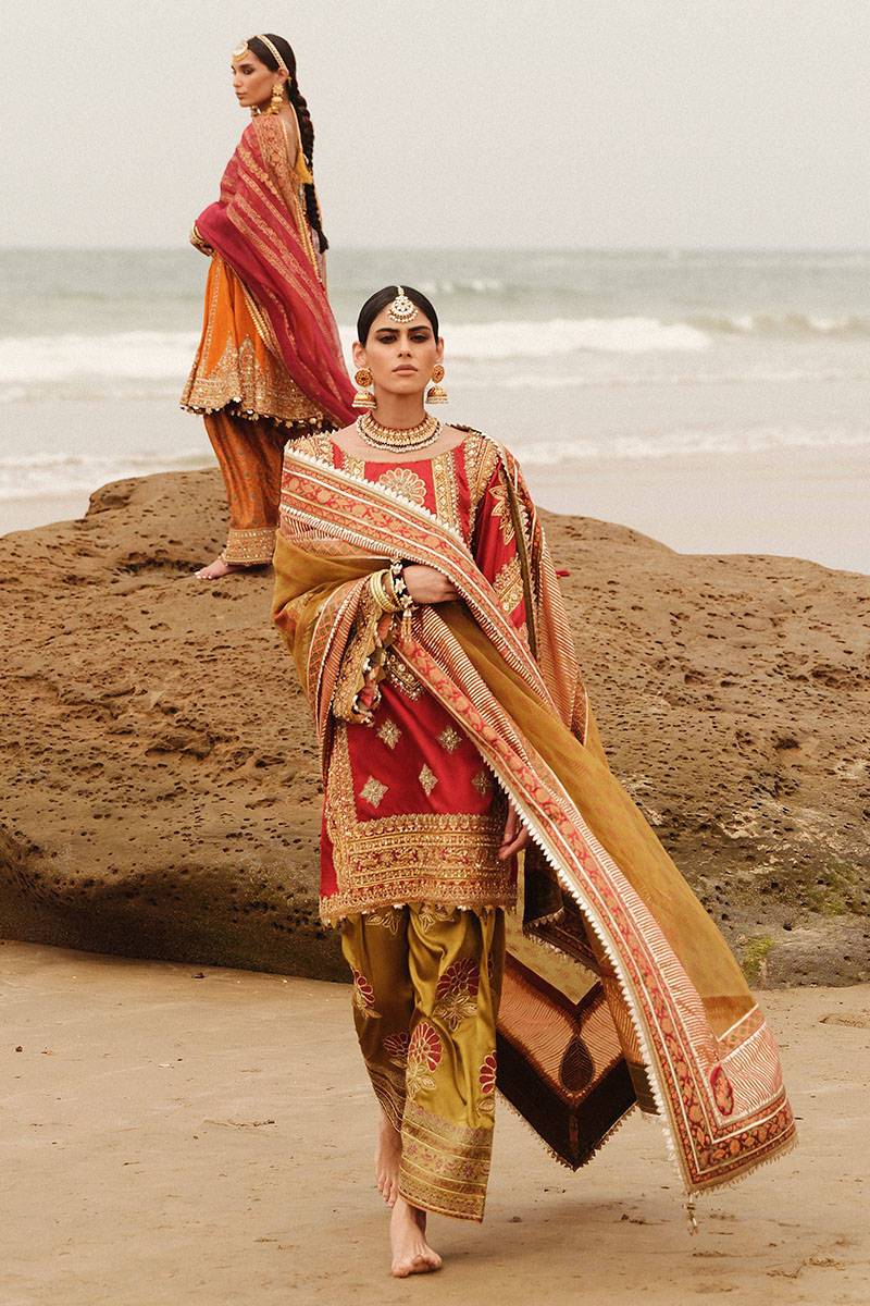 MNR | Gehraiyaan Shaadi Collection | Atlas - Pakistani Designer Dress - by MNR | Type: Bridal - 100% Original at Saira Sultan