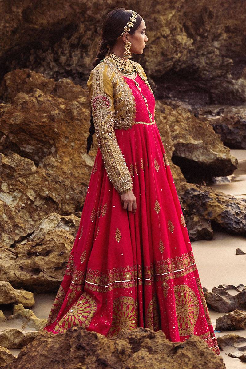 MNR | Gehraiyaan Shaadi Collection | Bareen - Pakistani Designer Dress - by MNR | Type: Bridal - 100% Original at Saira Sultan