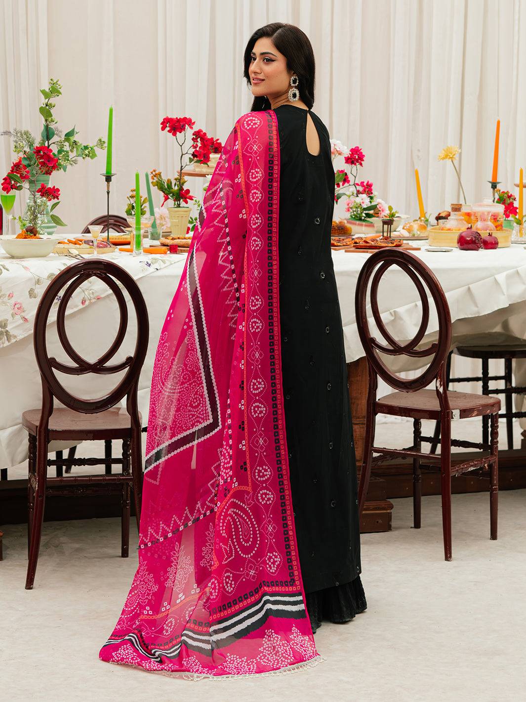 Mahnur | Allenura Luxury Lawn 24 | MOCHA - Pakistani Designer Dress - by Mahnur | Type: Luxury - 100% Original at Saira Sultan