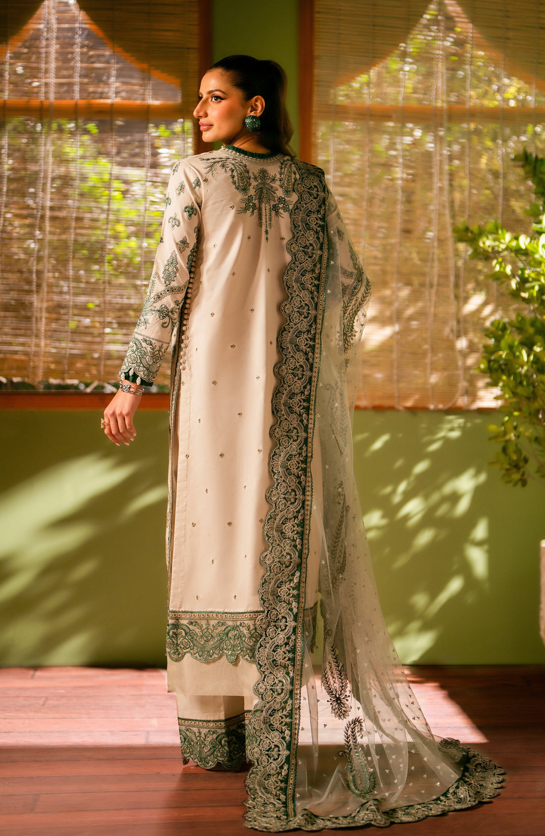 Maryum N Maria | Luxury Lawn 24 | Nubia -  Maryum N Maria Luxury -  Saira Sultan