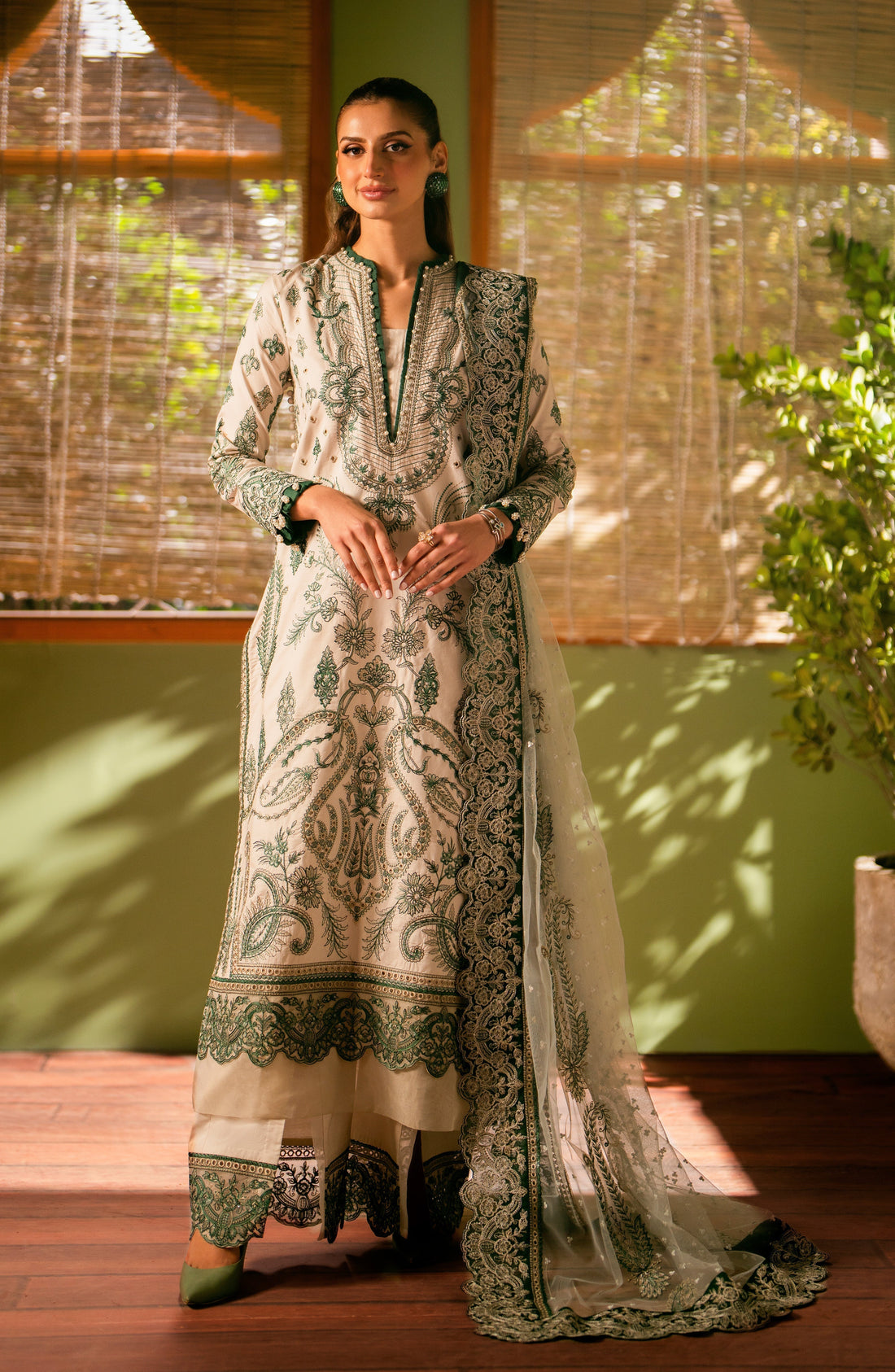 Maryum N Maria | Luxury Lawn 24 | Nubia -  Maryum N Maria Luxury -  Saira Sultan