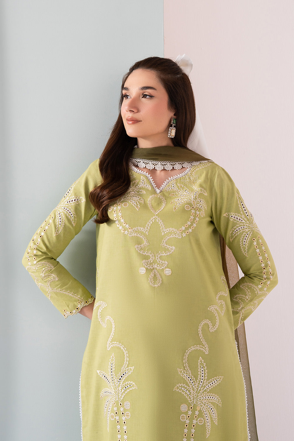 Maryum N Maria | Zuhur 25 | ELORA L Neon Mint Lawn