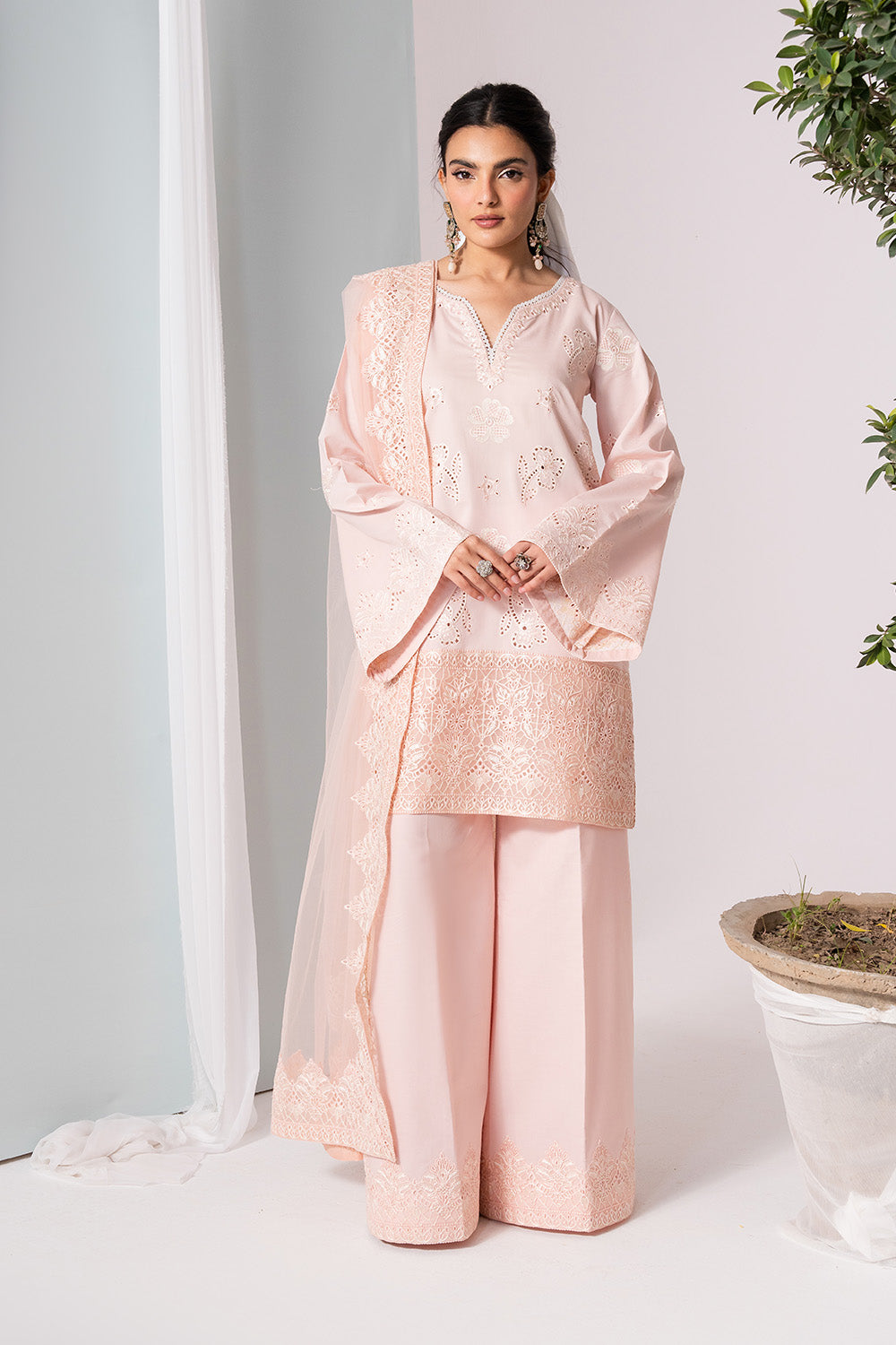 Maryum N Maria | Zuhur 25 | SILA XS Light Pink Lawn