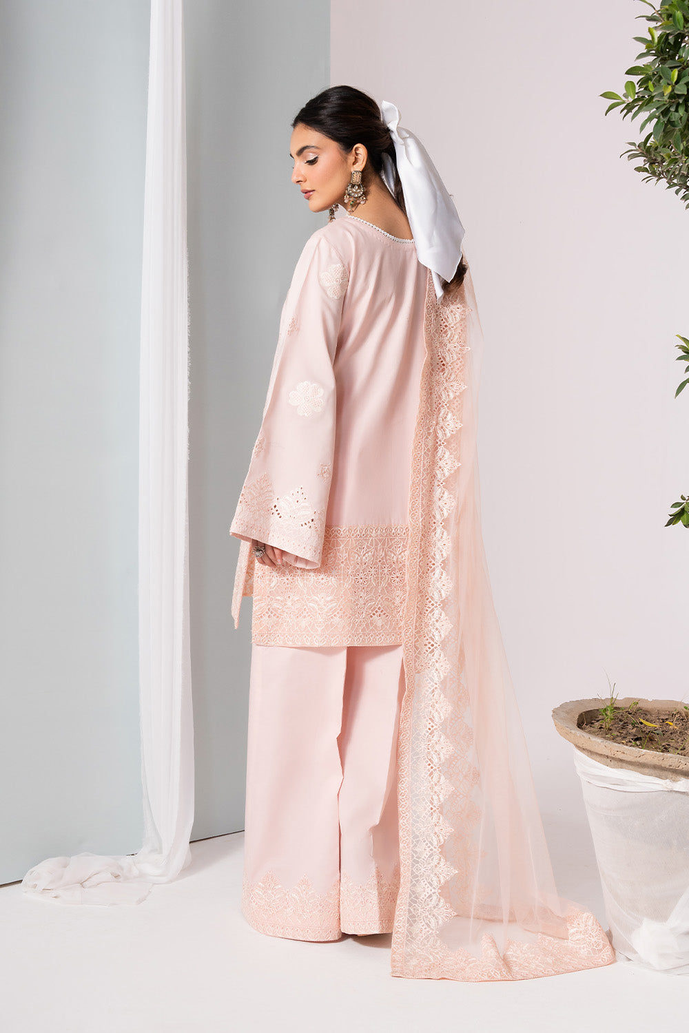 Maryum N Maria | Zuhur 25 | SILA XS Light Pink Lawn