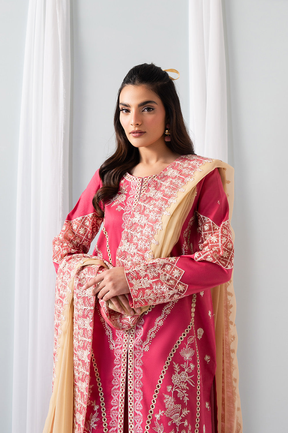 Maryum N Maria | Zuhur 25 | KEFI L Candy Pink Lawn