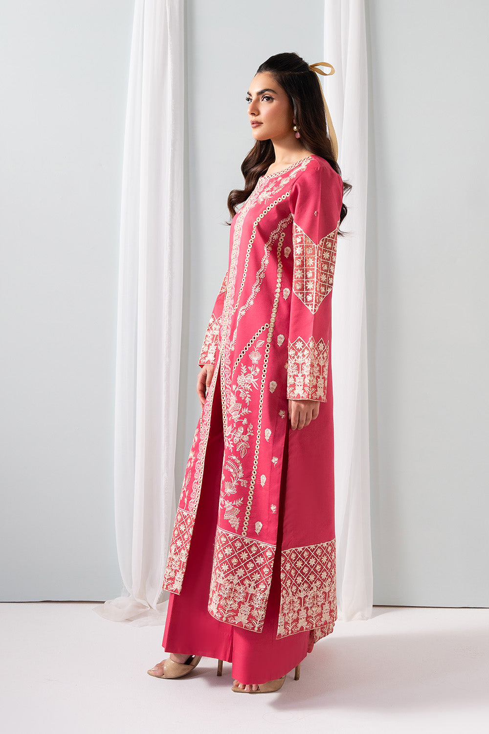 Maryum N Maria | Zuhur 25 | KEFI M Candy Pink Lawn