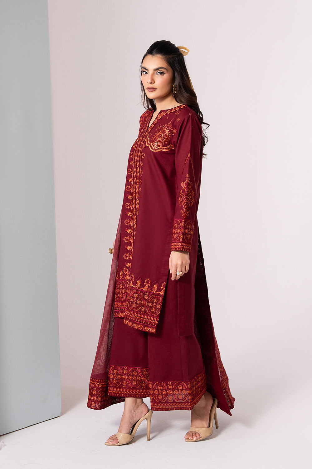 Maryum N Maria | Zuhur 25 | LIARA M Redish Pink Lawn