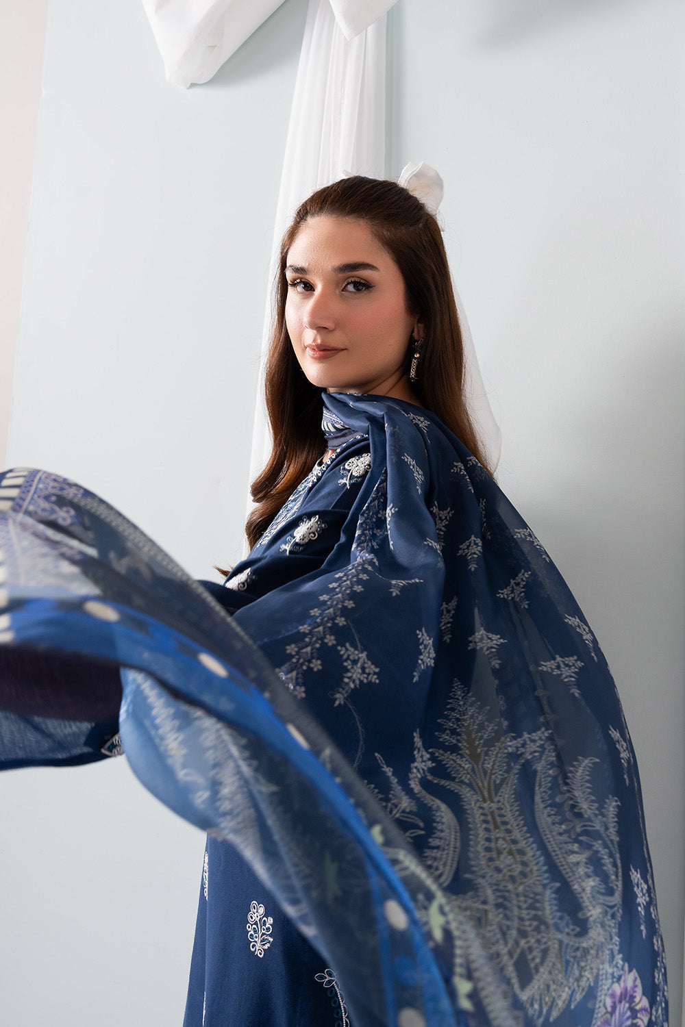 Maryum N Maria | Zuhur 25 | ZAHARI L Navy Blue Lawn