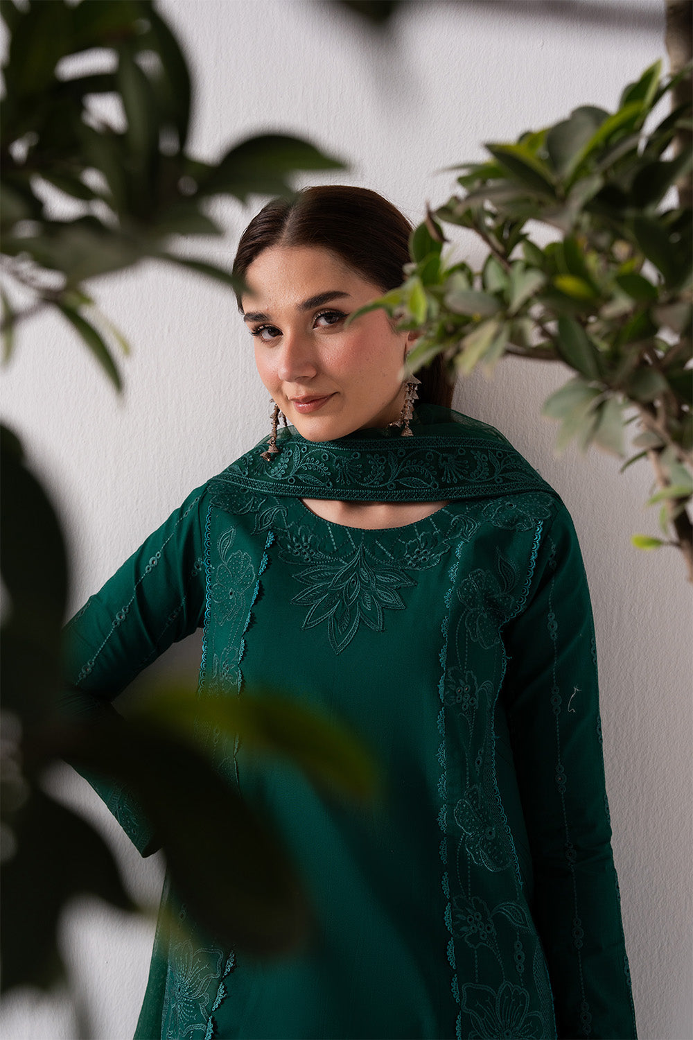 Maryum N Maria | Zuhur 25 | ZURI L Teal Green Lawn