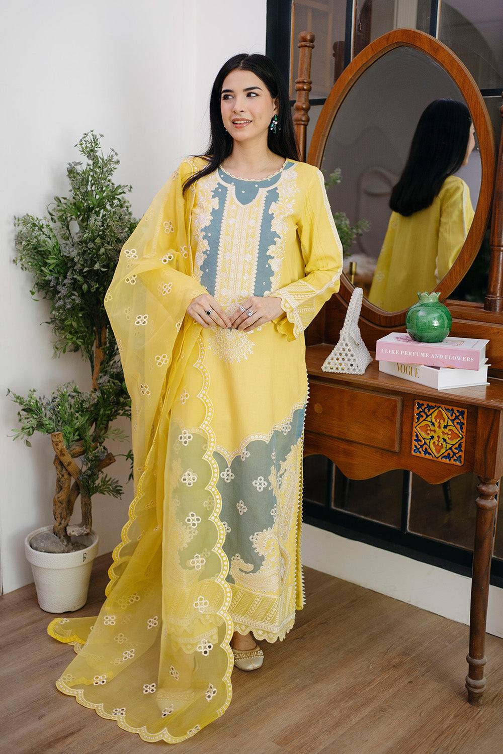 Maryum N Maria | Koel 25 | ROBYN - MS50285 - Pakistani Designer Dress - by Maryum N Maria | Type: Ladies Clothes - 100% Original at Saira Sultan