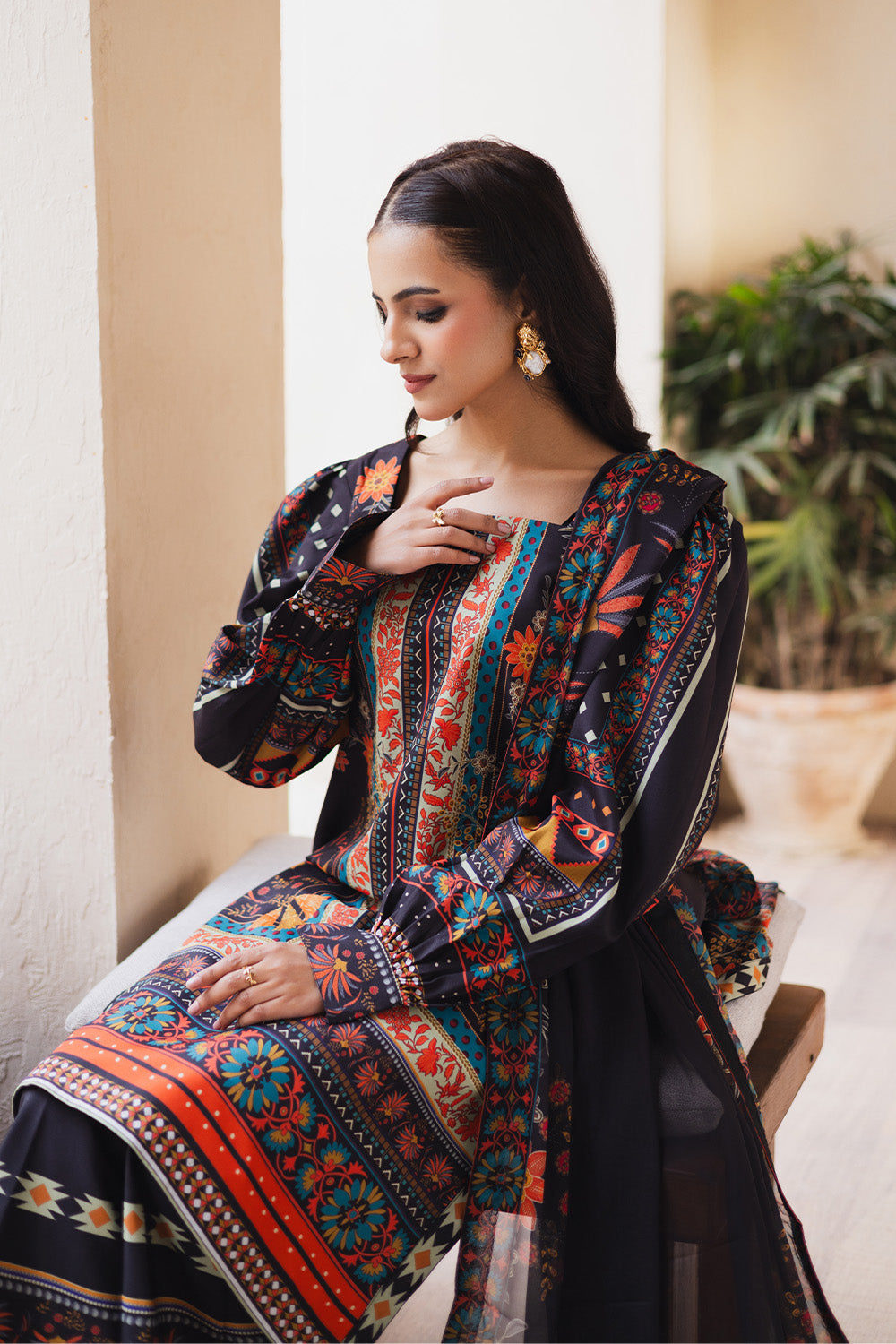 Maryum N Maria | Ceil 25 |GITI L Black Silk