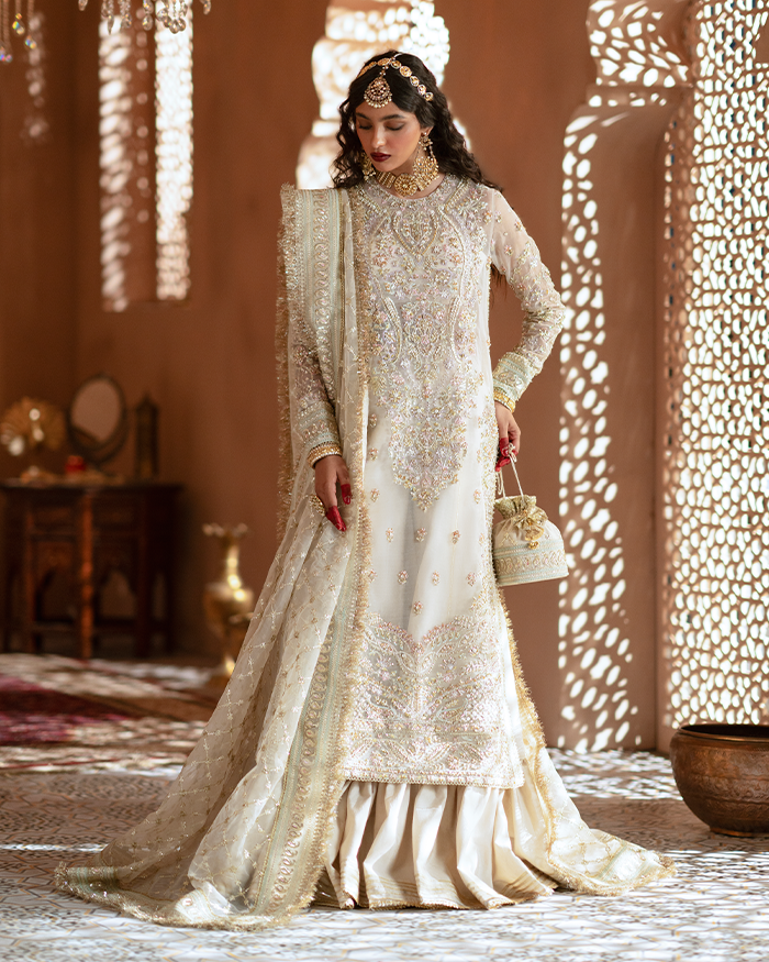Zevk | Mughal Raniya | Ruhaani Begum Custom Size Off White Organza