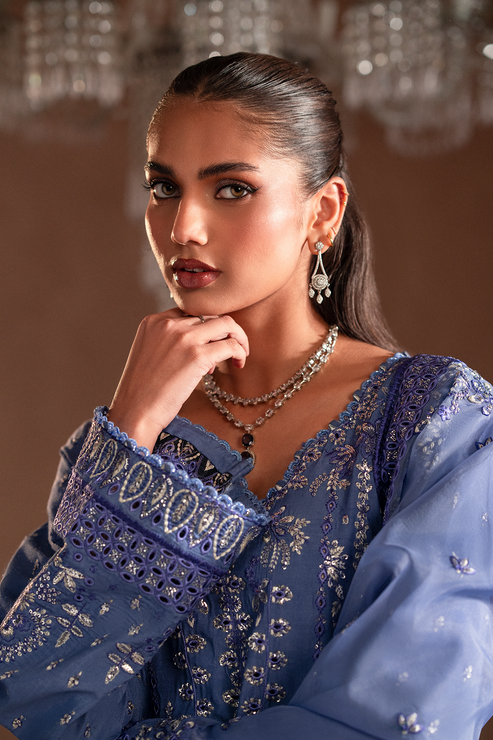 Emaan Adeel | Selene Formals | LUNELLE M Blue Gray Korean Raw Silk