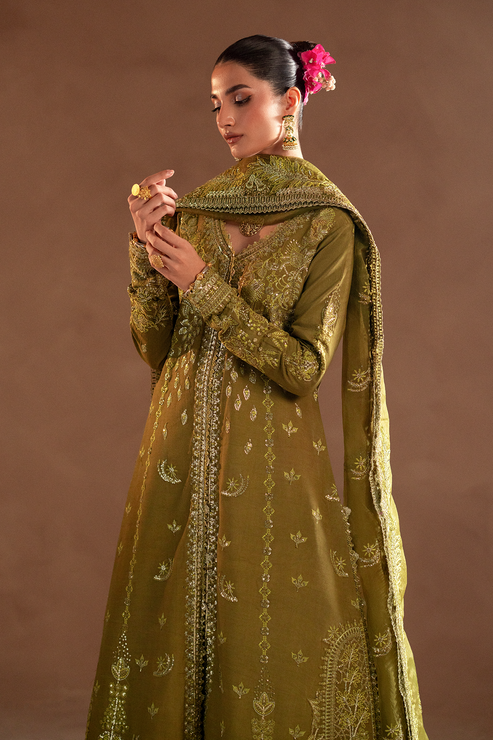Emaan Adeel | Selene Formals | AURELIA M Mustard Korean Raw Silk