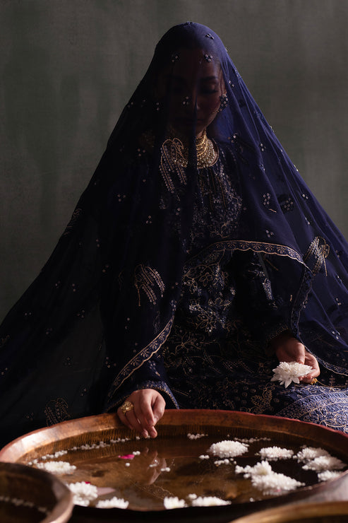Emaan Adeel | Nooresha Formals 25 | Zarifa Custom Size Navy Chiffon