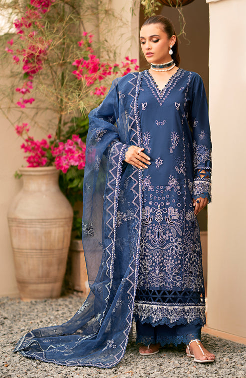 Emaan Adeel | Navaeh Luxury Pret | LYRA - Pakistani Designer Dress - by Emaan Adeel | Type: Luxury - 100% Original at Saira Sultan