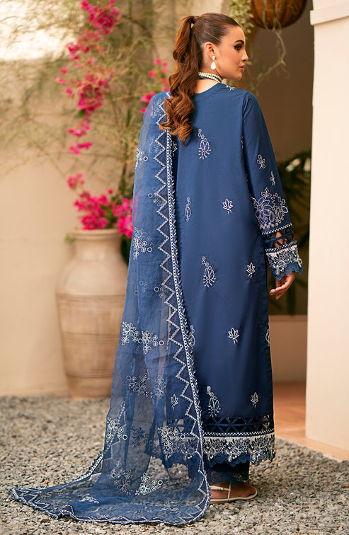 Emaan Adeel | Navaeh Luxury Pret | LYRA - Pakistani Designer Dress - by Emaan Adeel | Type: Luxury - 100% Original at Saira Sultan