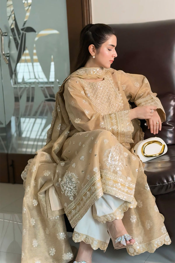 Maryum N Maria | Farisha Formals| ELEANOR - MW40089 - Pakistani Designer Dress - by Maryum N Maria - Type : Ladies Clothes - 100% Original at Saira Sultan