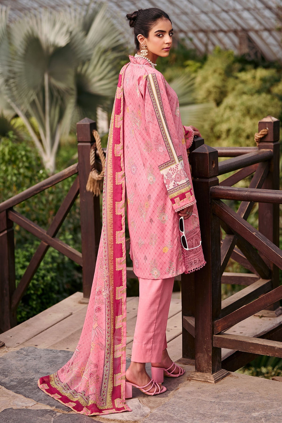 Motifz | Umang Lawn | 3538-RASHI XS Pink Lawn