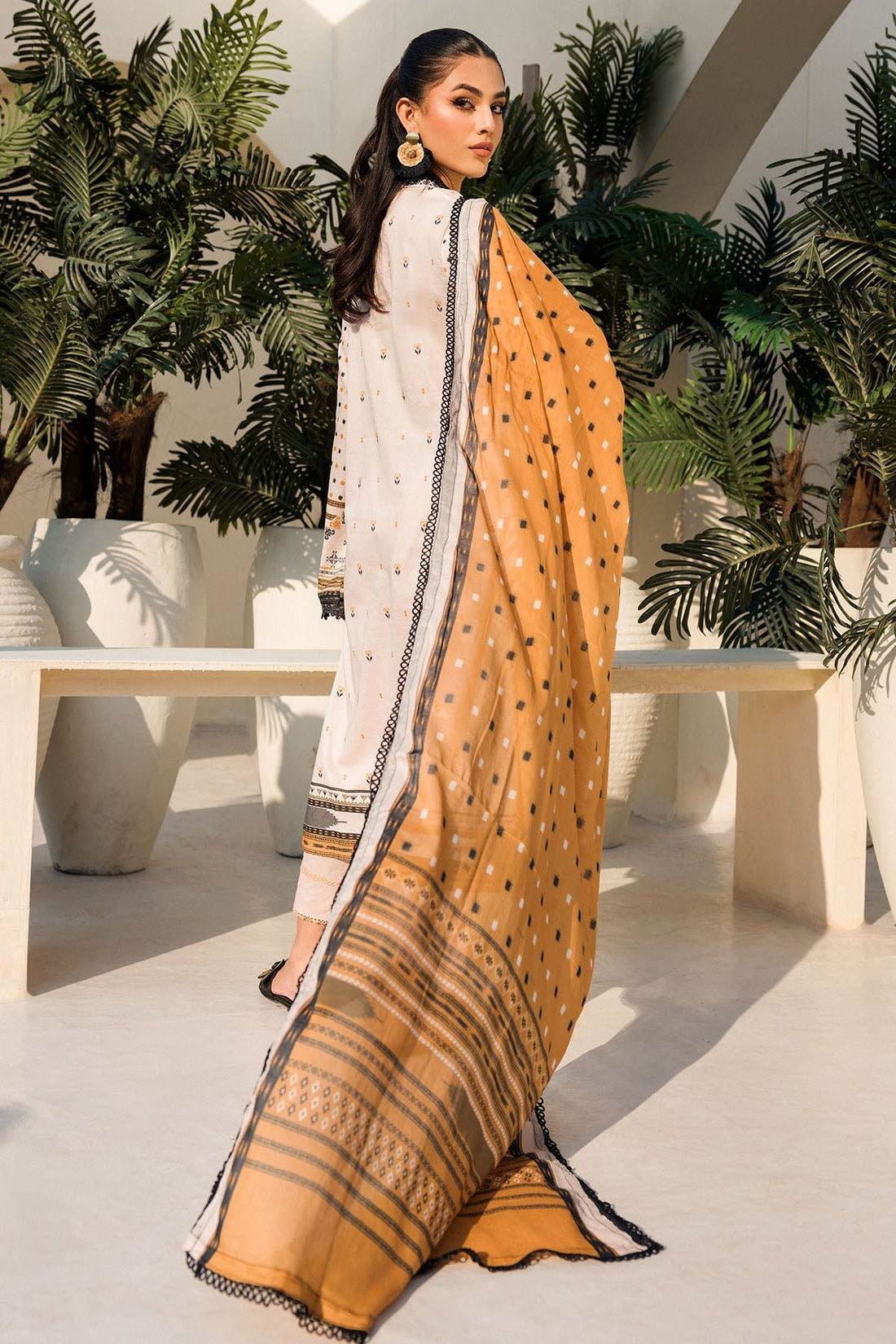 Motifz | Umang Lawn | 4632-PURVAI XS Off White Lawn