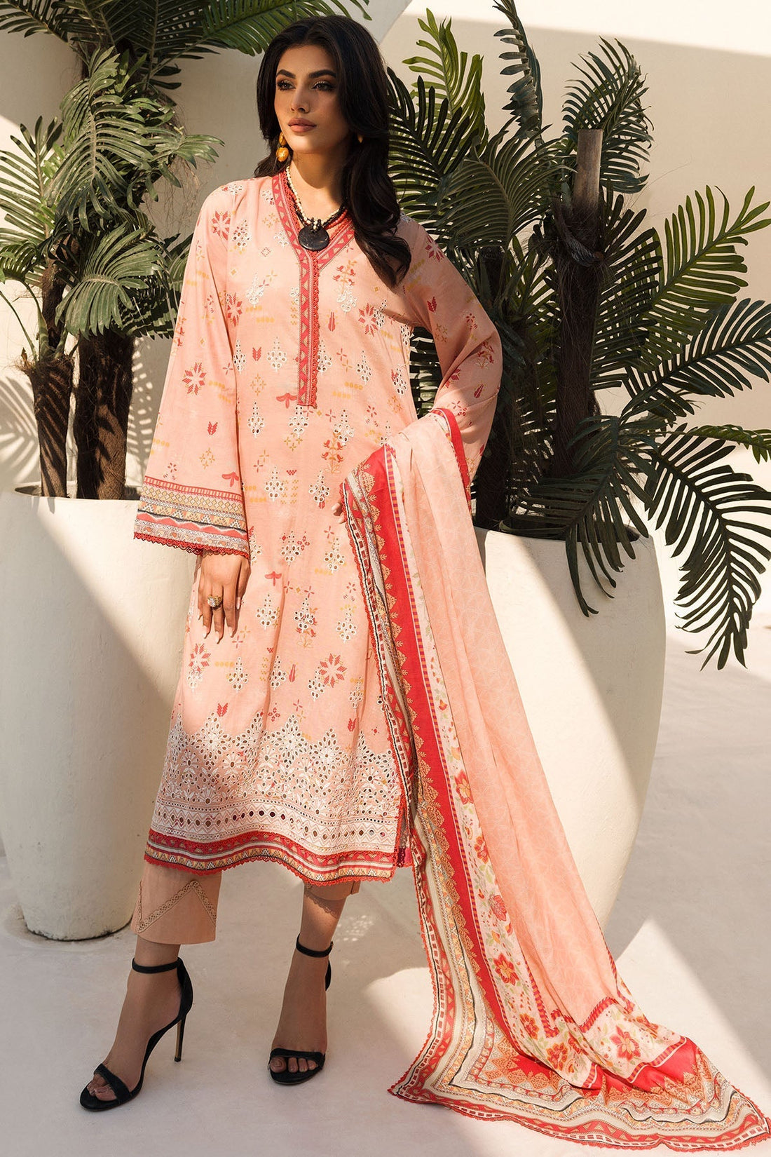 Motifz | Umang Lawn | 4639-NEELKAMAL XS Pale Peach Lawn