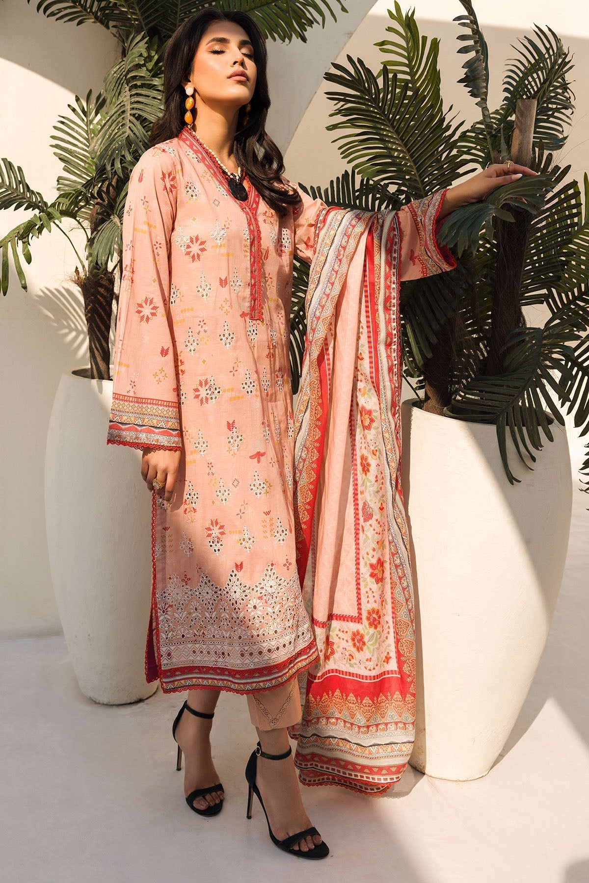 Motifz | Umang Lawn | 4639-NEELKAMAL L Pale Peach Lawn