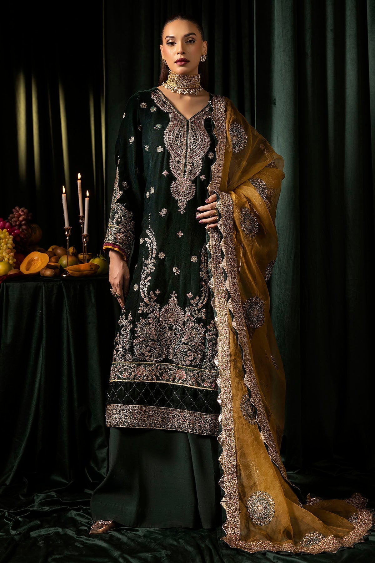 Motifz | Velvet Formals | 5094-YUMNA XS Bottle Green Velvet
