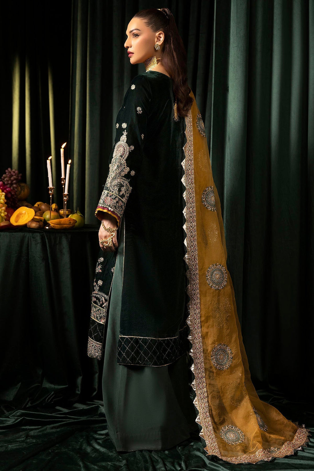 Motifz | Velvet Formals | 5094-YUMNA XS Bottle Green Velvet