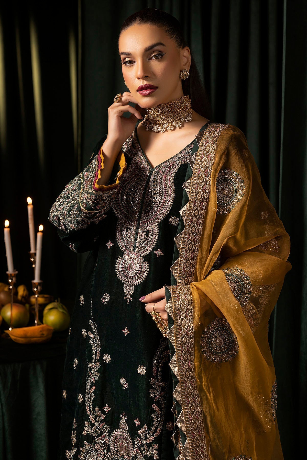 Motifz | Velvet Formals | 5094-YUMNA M Bottle Green Velvet