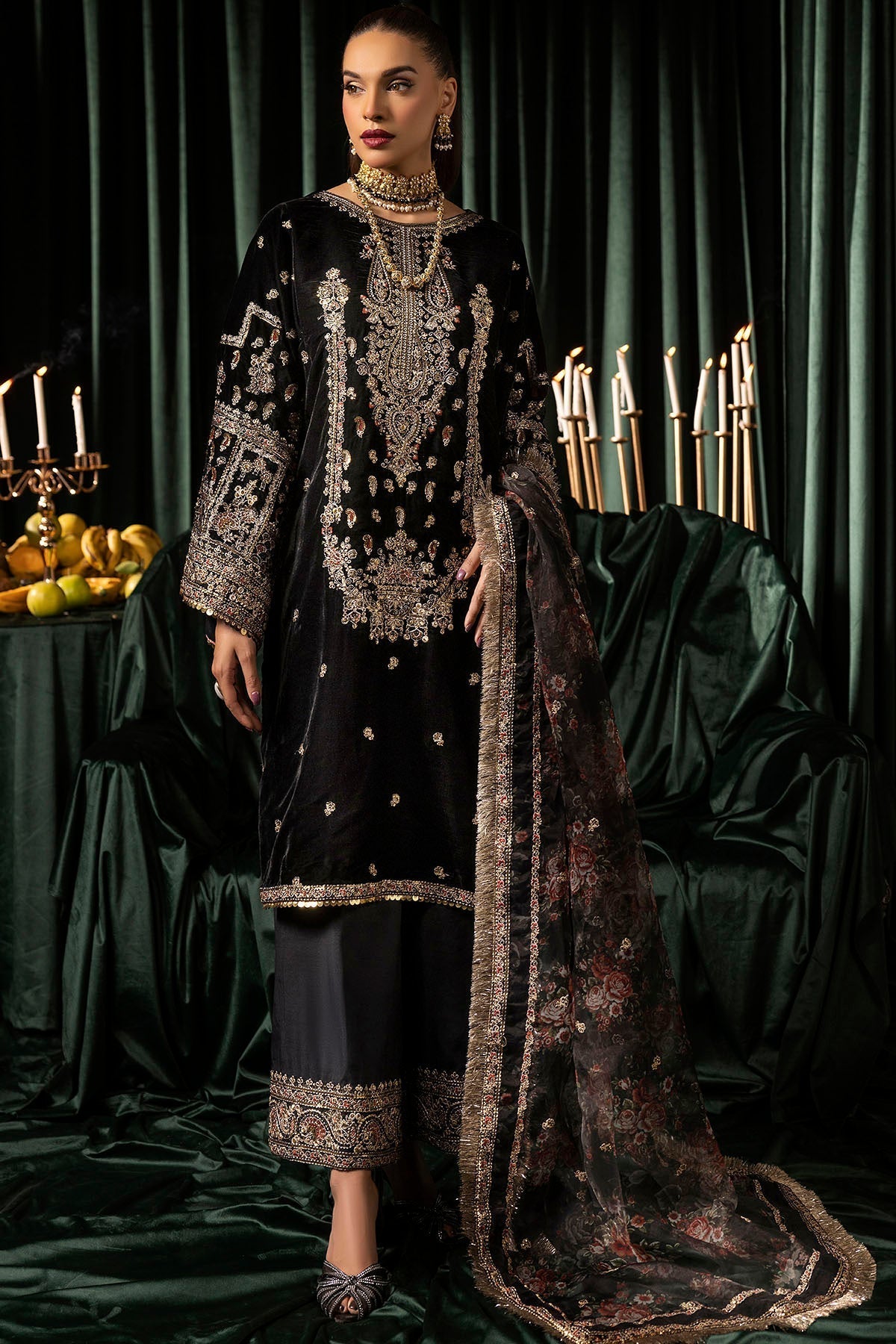 Motifz | Velvet Formals | 5097-TANISHA XL Black Velvet
