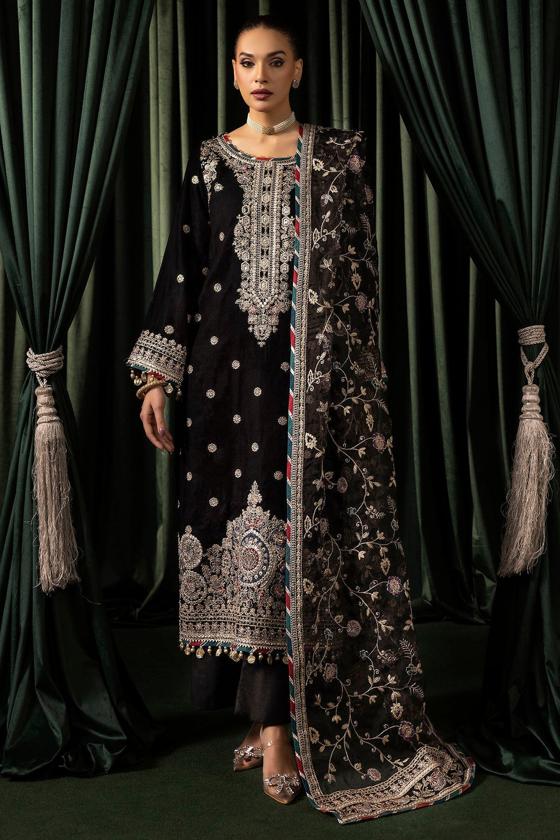 Motifz | Velvet Formals | 5098-FARZEEN XS Black Velvet
