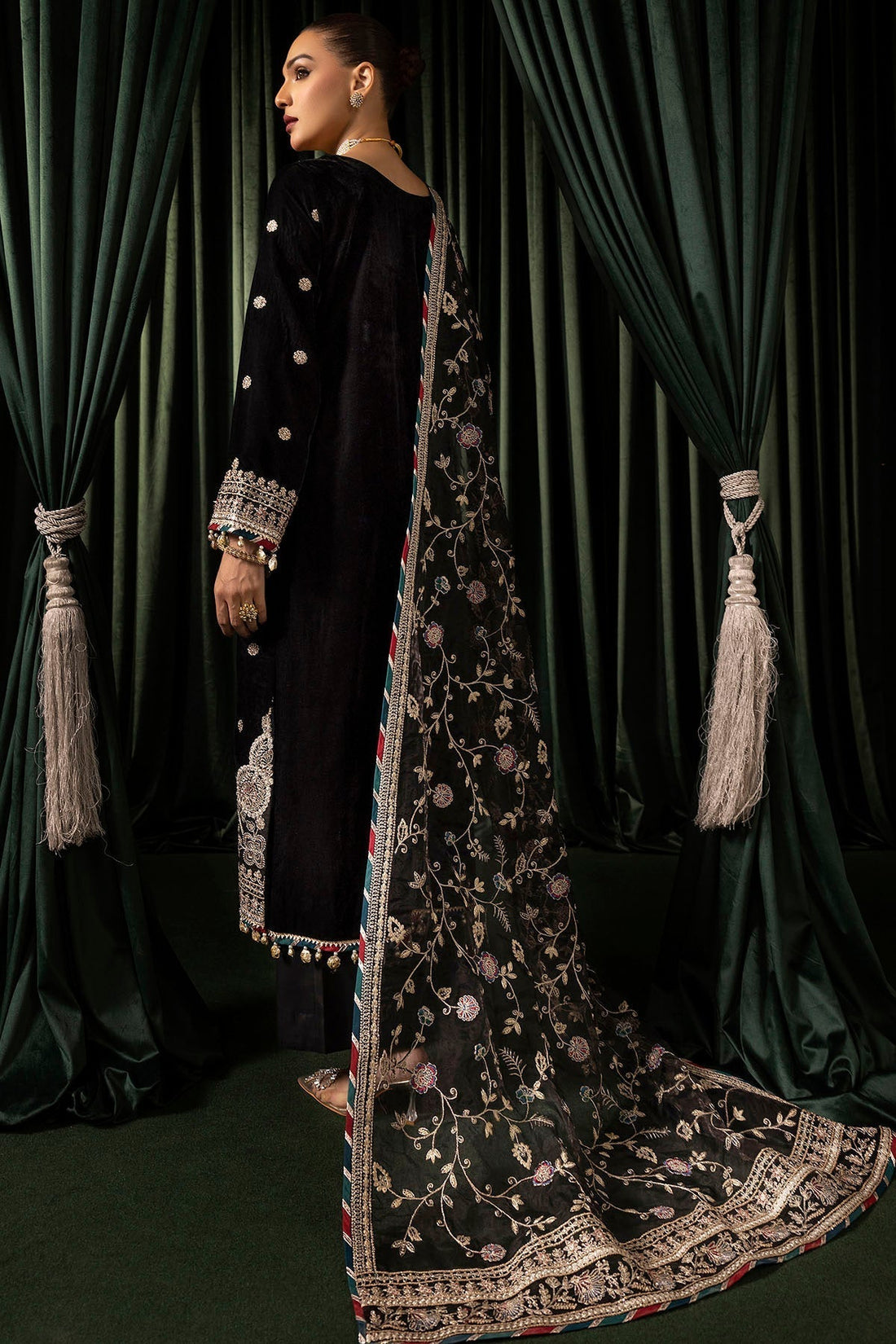 Motifz | Velvet Formals | 5098-FARZEEN XS Black Velvet