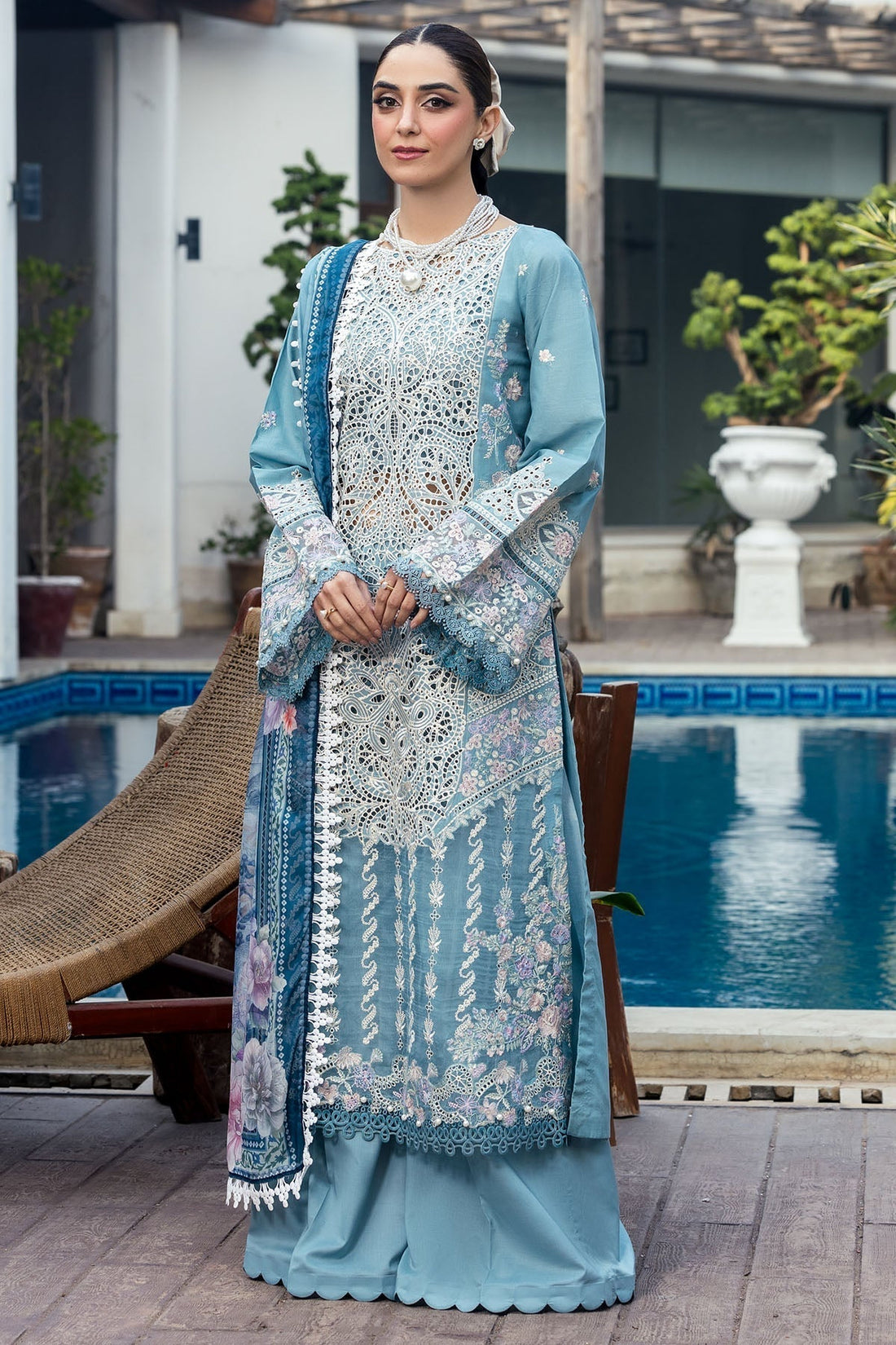Motifz | Premium Lawn 25 | 5301-ELAYNE XS Light Blue Gray Lawn