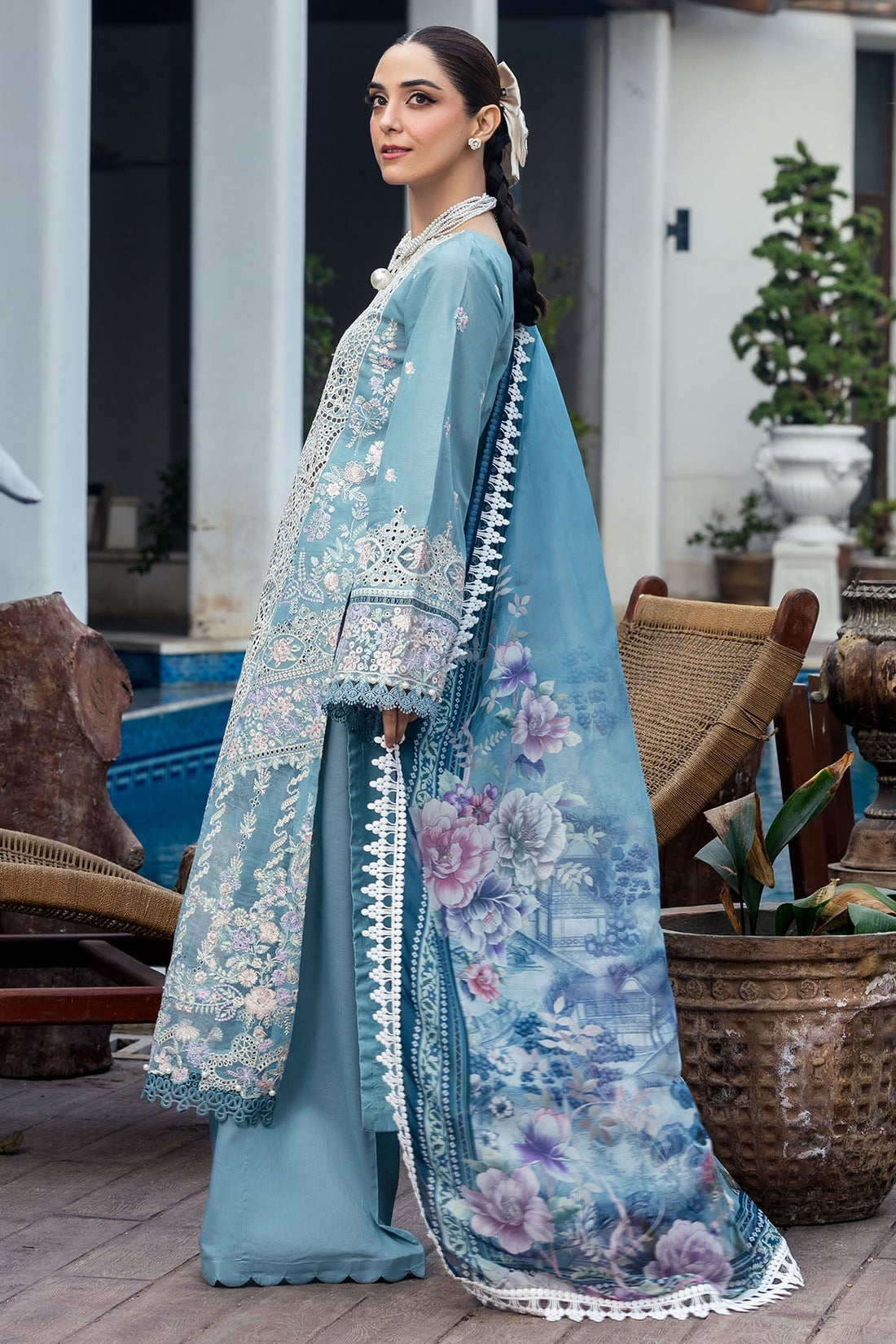 Motifz | Premium Lawn 25 | 5301-ELAYNE XS Light Blue Gray Lawn