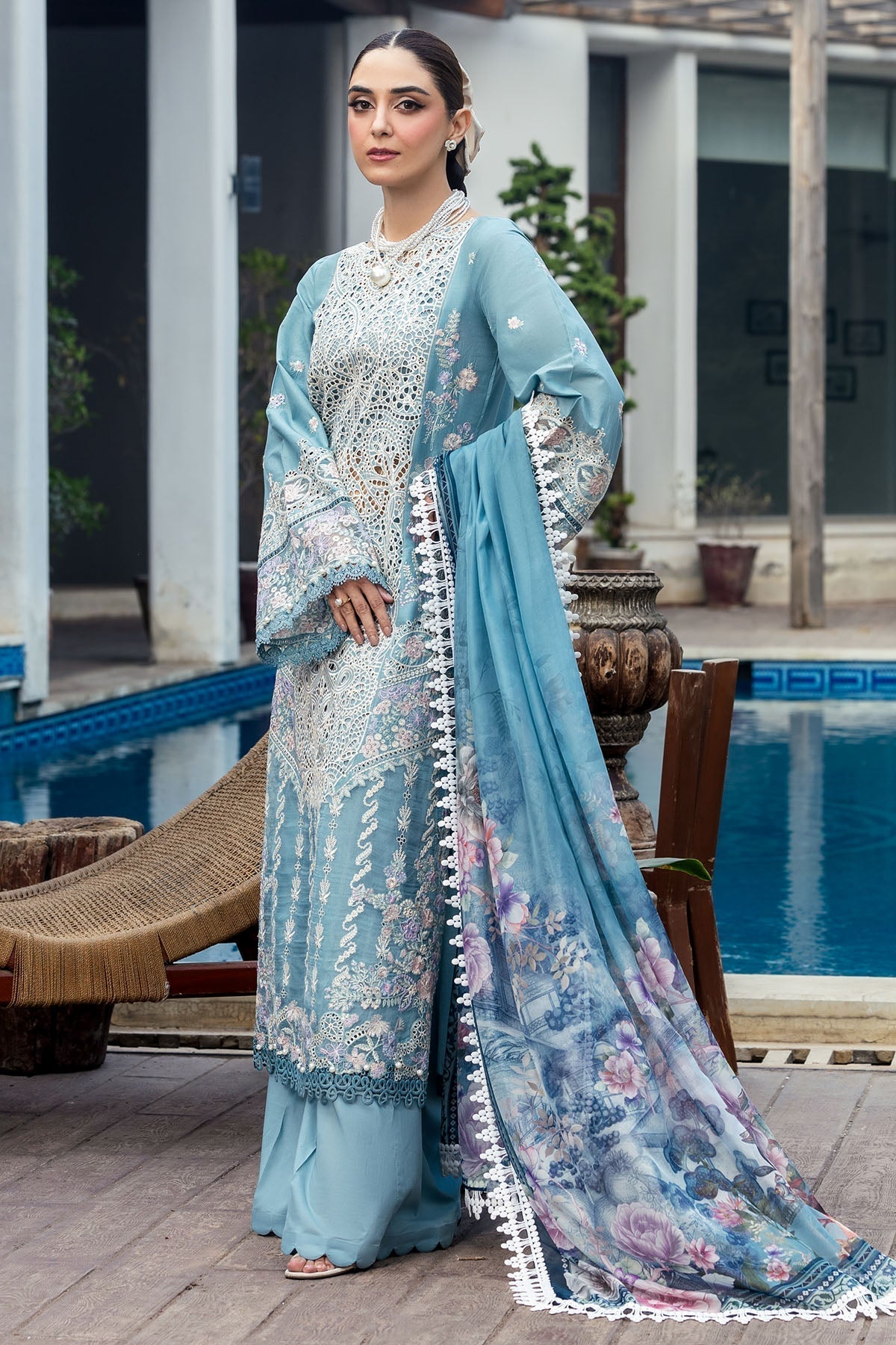 Motifz | Premium Lawn 25 | 5301-ELAYNE L Light Blue Gray Lawn