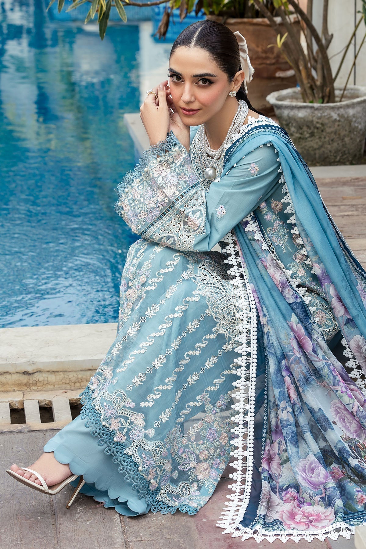 Motifz | Premium Lawn 25 | 5301-ELAYNE XL Light Blue Gray Lawn