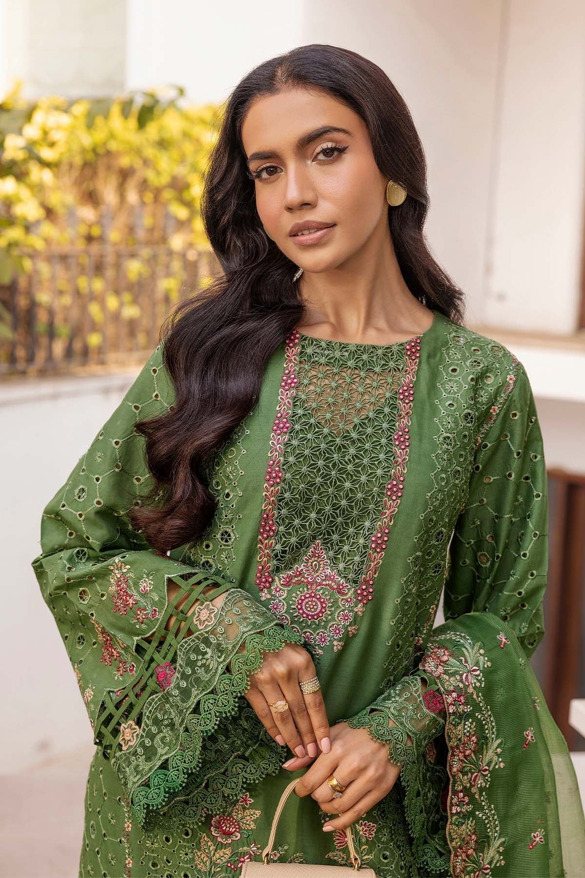 Motifz | Premium Lawn 25 | 5303-DARCY M Olive Green Lawn